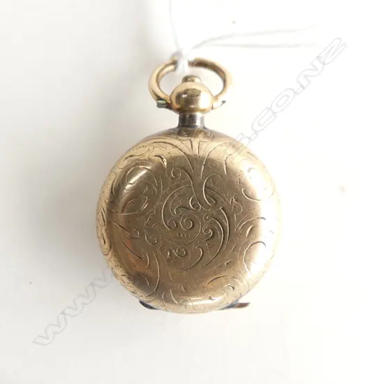 C1900 DENNISON GOLD PLATE ENGRAVED SOVEREIGN CASE by Dennison