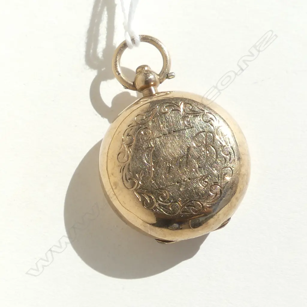 RTV 9CT GOLD ENGRAVED SOVEREIGN CASE Birmingham 1912 by Dennison 16.3gms. Image 1++