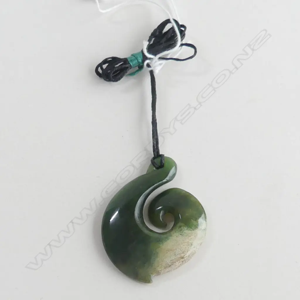 NZ POUNAMU (GREENSTONE) FISH HOOK PENDANT (L50MM) ON BLACK WAXED ADJUSTABLE CORD Image 1++