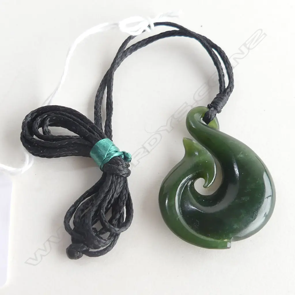 NZ POUNAMU (GREENSTONE) FISH HOOK PENDANT (L42MM) ON BLACK WAXED ADJUSTABLE CORD Image 1++