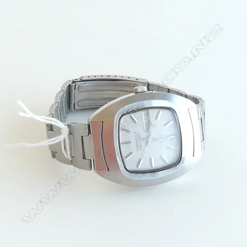 VINTAGE CARAVELLE GENTS WRISTWATCH SET-O-MATIC GLASS SCRATCHED Image 1++