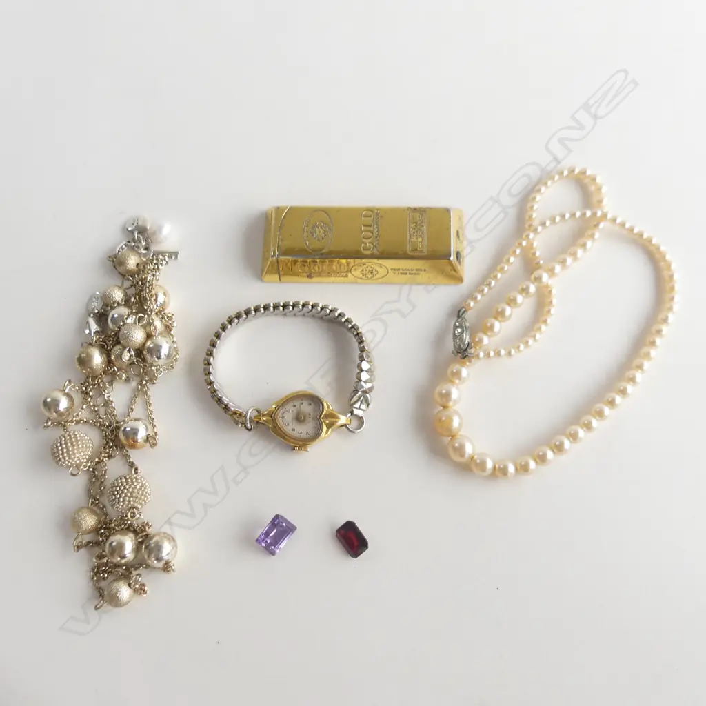 BOX ASST JEWELLERY, WATCHES, LIGHTER ETC.. Image 1++
