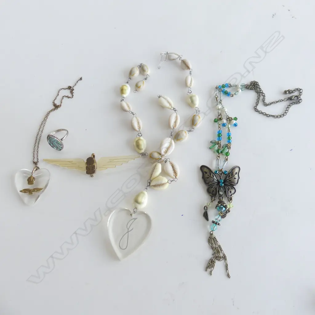 BAG LOT NZ POW PERSPEX JEWLERY ETC Image 1++