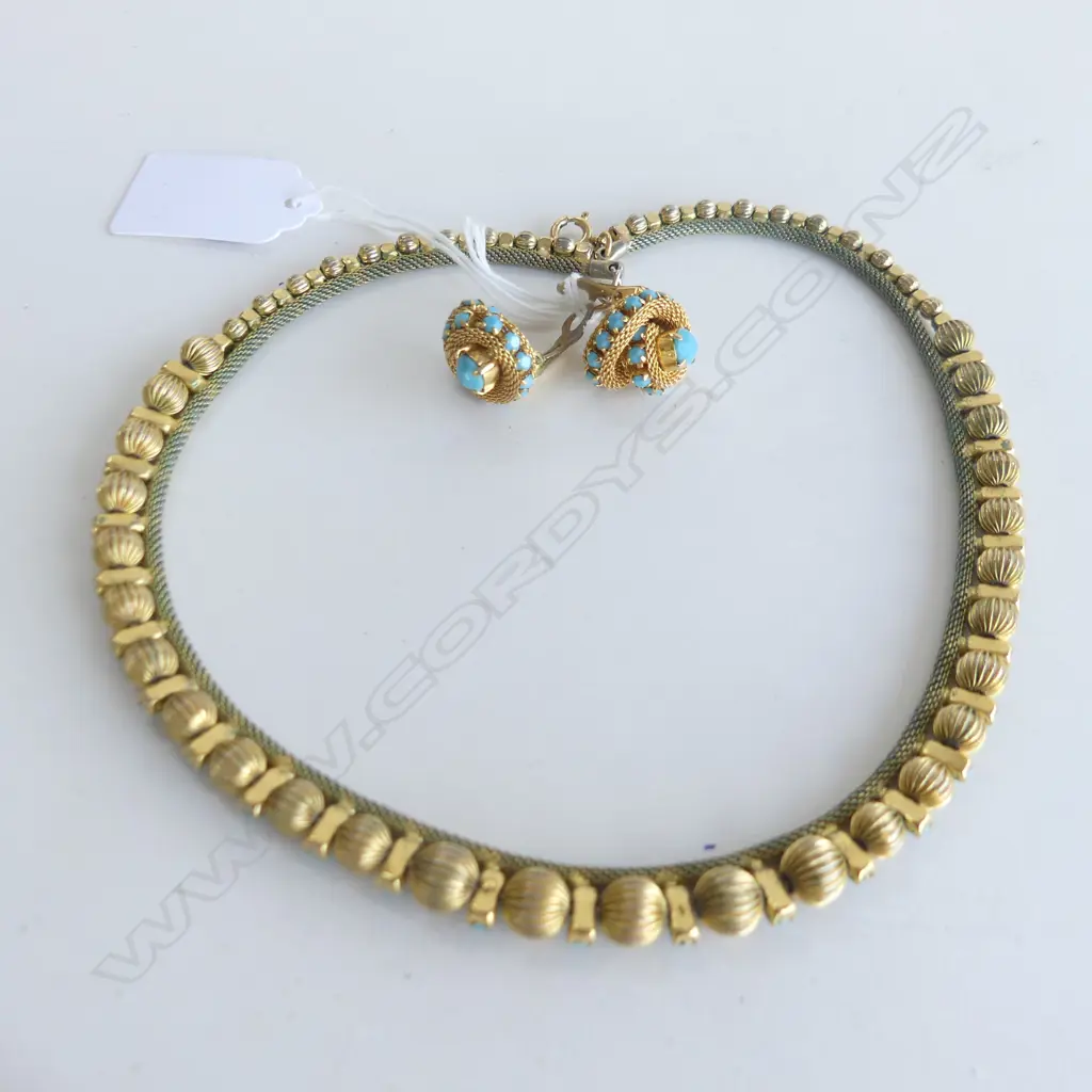 VINTAGE FANCY GILT NECKLACE & EARRING SET FAUX TURQUOISE Image 1++