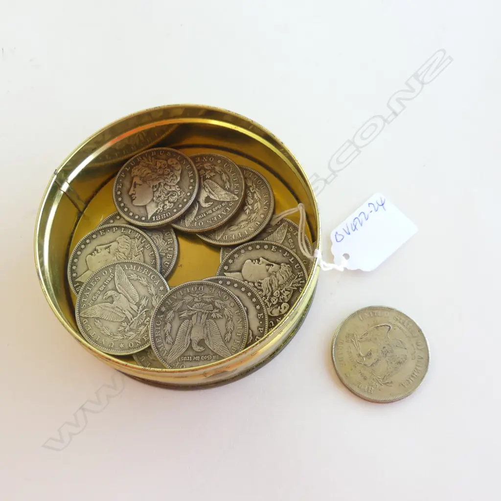 TIN OF FAKE USA ONE DOLLAR COINS Image 1++