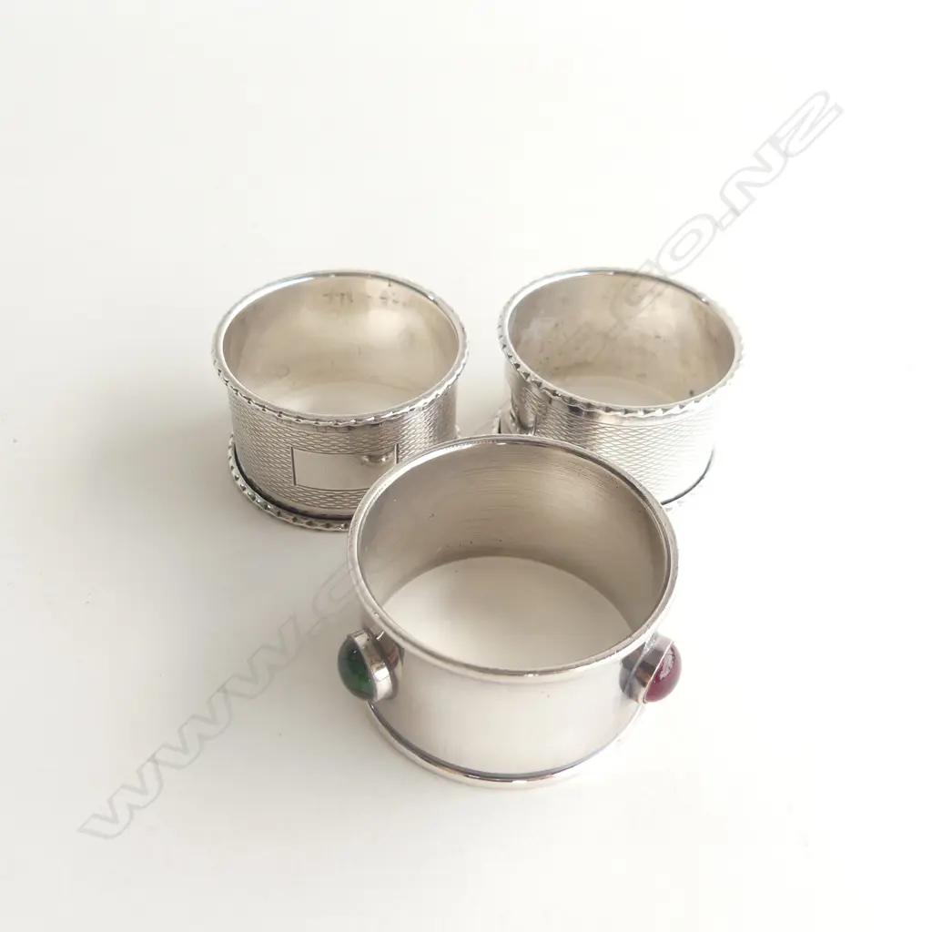 PR STG SILVER NAPKING RINGS (BIRM 1954) 30GMS + WITH 3 COLOURED STONES  Image 1++