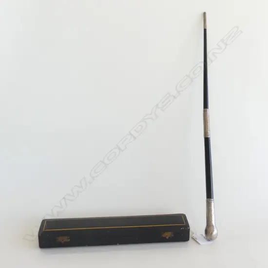 2 PC VINTAGE CONDUCTORS BATON WITH ENGRAVED STG SILVER ENDS & CENTRE, HALLMARKS WORN, IN ORIGINAL CASE 