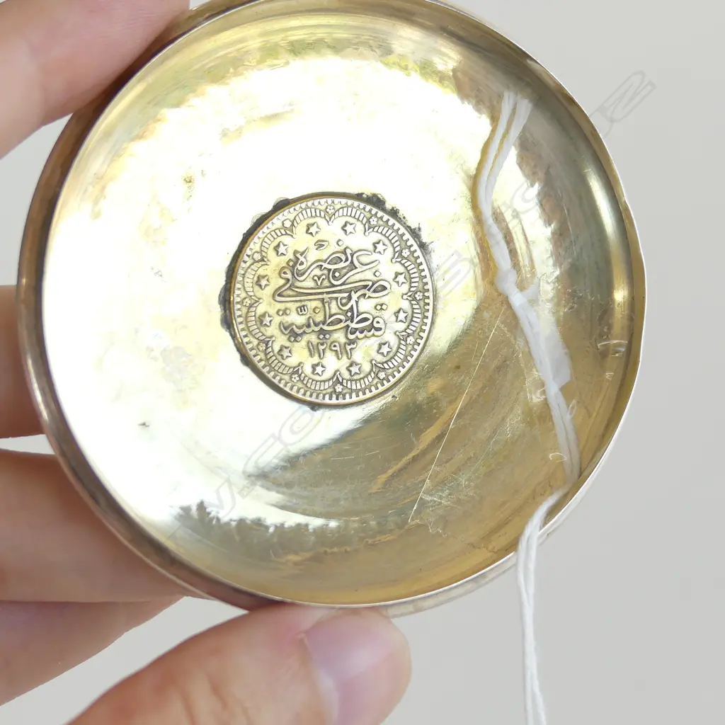STG SILVER TRINKET BOX, GILDED INTERIOR, 800 SILVER TURKISH HALLMARKS. DIA 70MM Image 1++