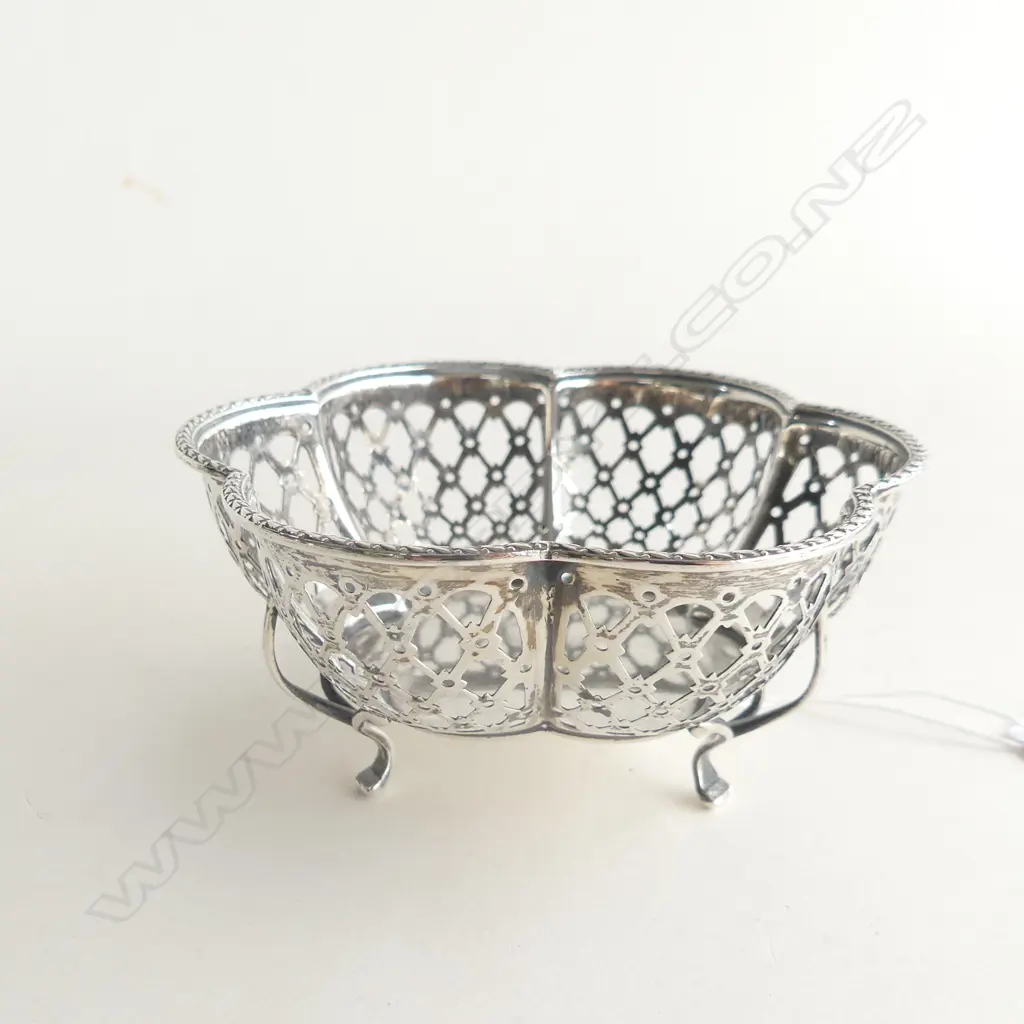 SM PIERCED STG SILVER CANDY DISH, DIA 105MM, 58GMS, BIRM. 1922  Image 1++