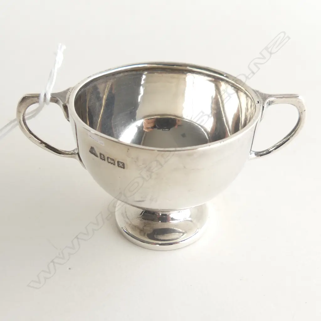 SM STG SILVER TROPHY, ENGRAVED 1923, DIA 85 H 45MM, 57GMS BIRM. 1922 Image 1++