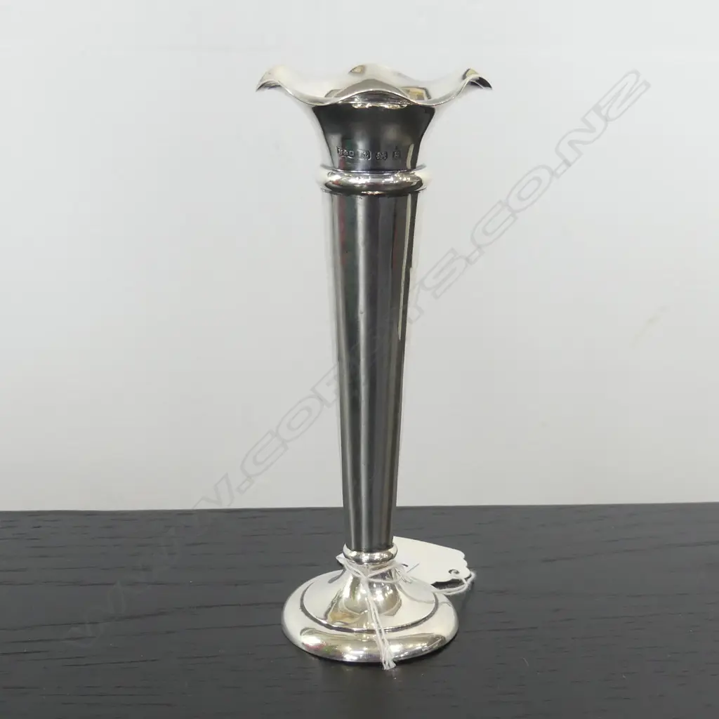 S/S SPIECIMAN VASE 30GRAMS HIEGHT130MM Image 1++