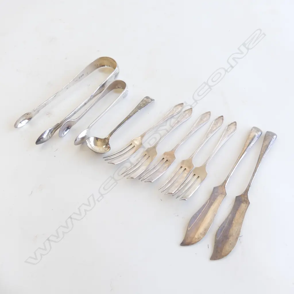 BAG STG SILVER; DESSERT FORKS, SUGAR TONGS, PATE KNIVES ETC. 192GMS Image 1++