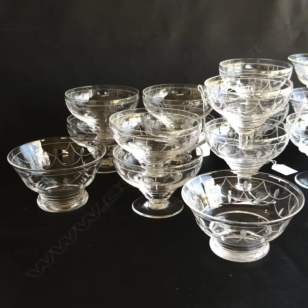 19 ETCHED CRYSTAL STEMMED DESSERT BOWLS, ASST DESIGNS  Image 1++