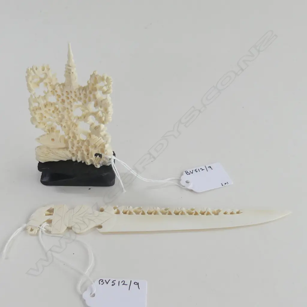 SMALL CHINESE CARVING ON STAND H100MM & IVORY LETTER OPENER L170MM Image 1++