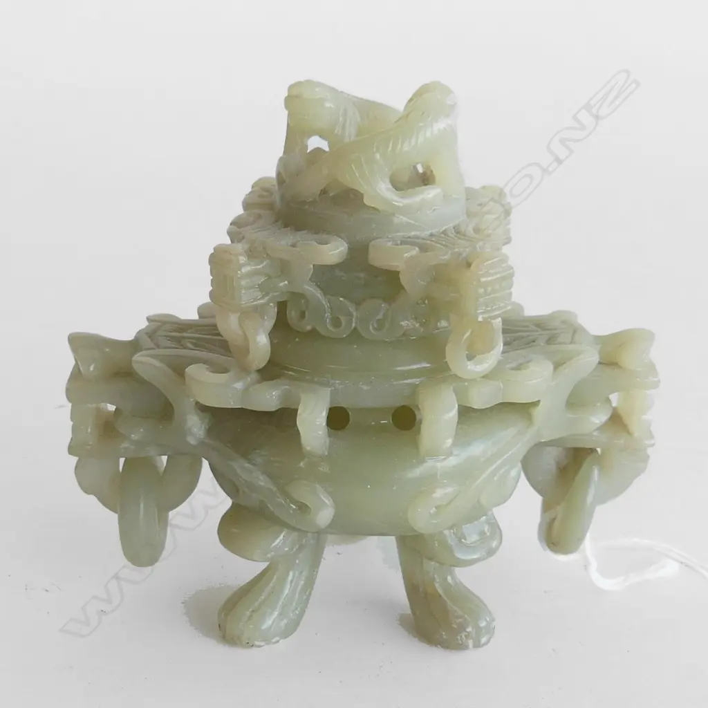 CARVED ORIENTAL CRYSOPHASE INCENSE BURNER H.100mm Image 1++