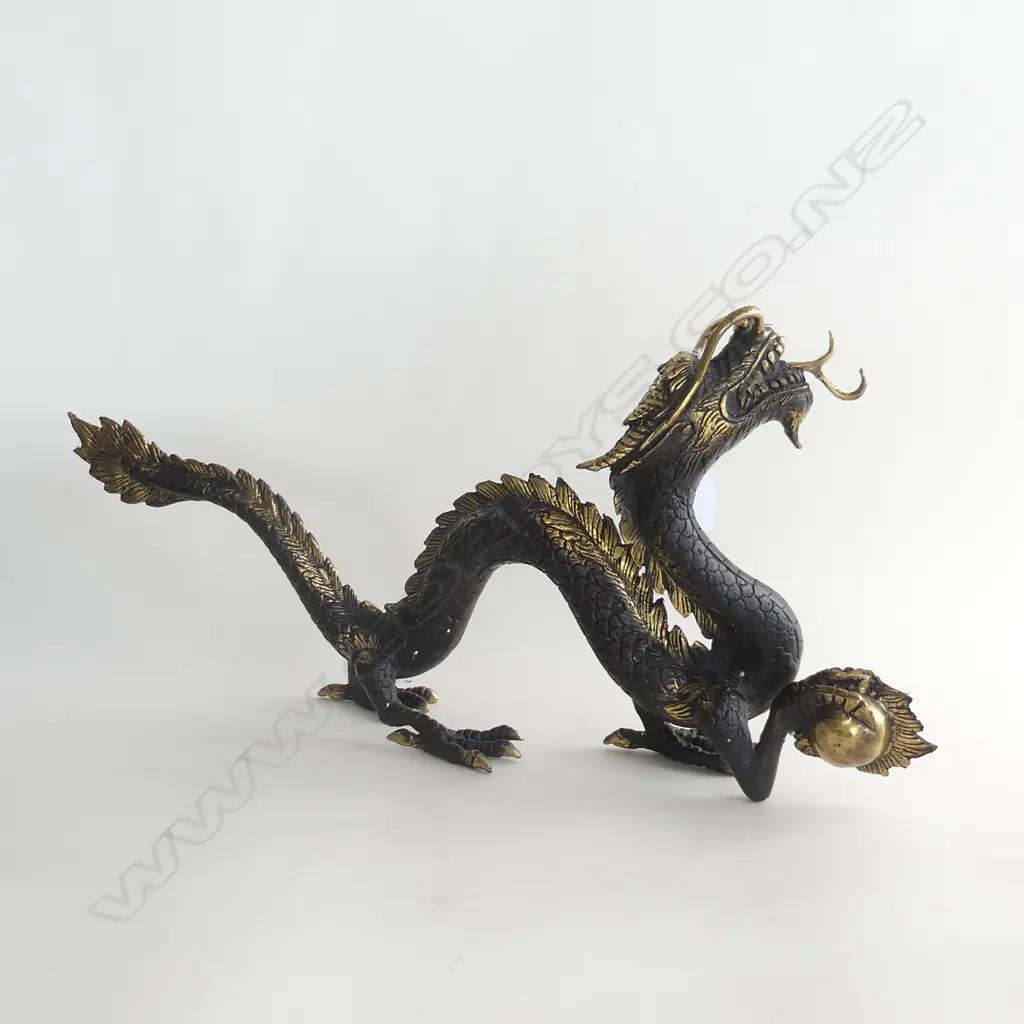 LG BRONZE DRAGON, L. 530 H. 290MM Image 1++