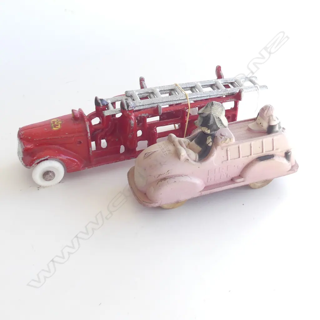 2 VINTAGE MODEL FIRETRUCKS; FUN HO L.270mm & MICKEY MOUSE VICEROY SUNRUCO (AK60) Image 1++