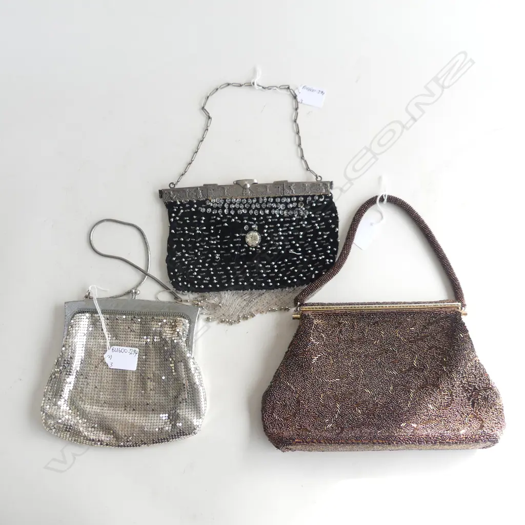 3 VINTAGE EVENING PURSES: OROTON + BEADED + DUTCH SILVER PLATE FOLDING FRAME PURSE Image 1++