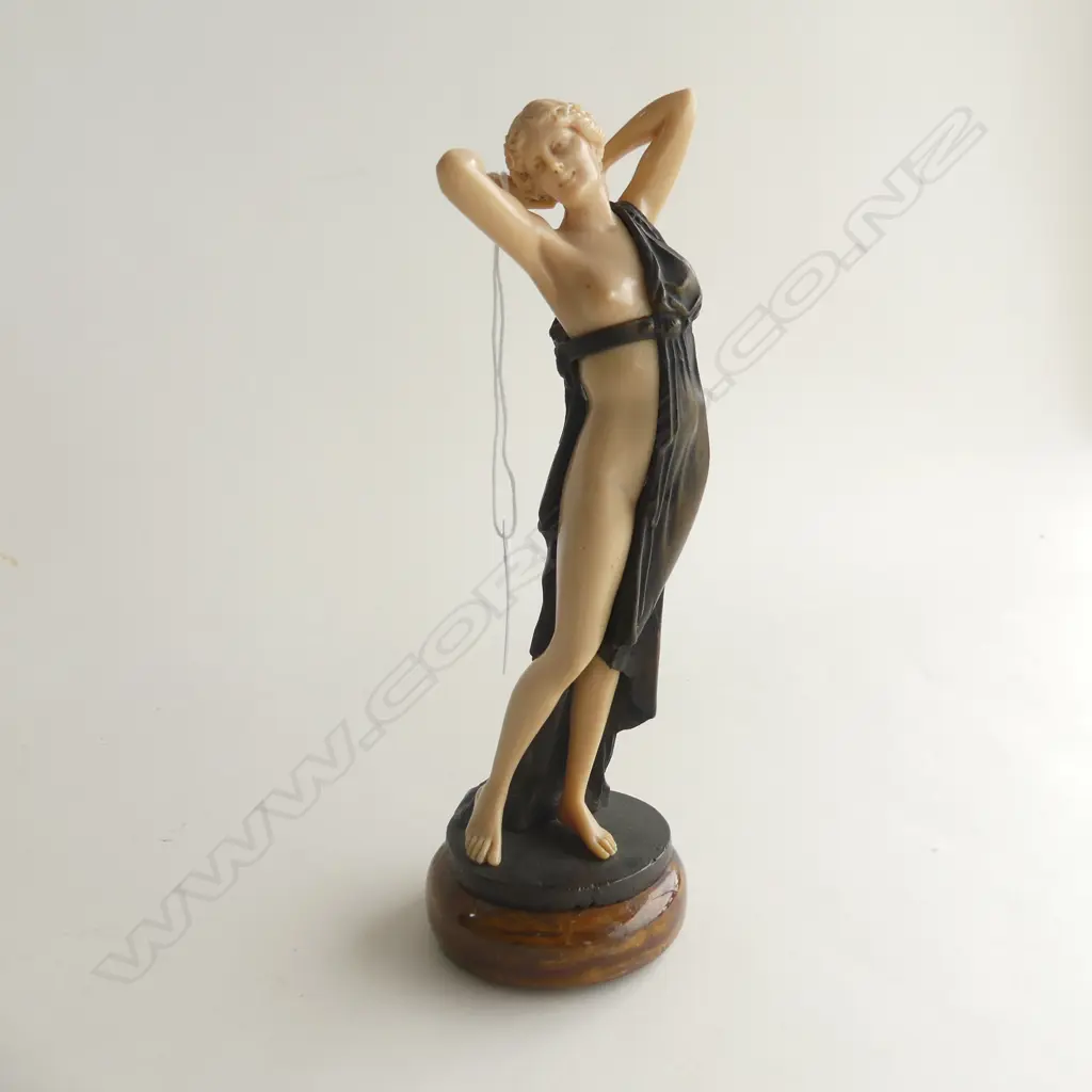F PREISS STYLE DECO FIGURINE H.220mm Image 1++