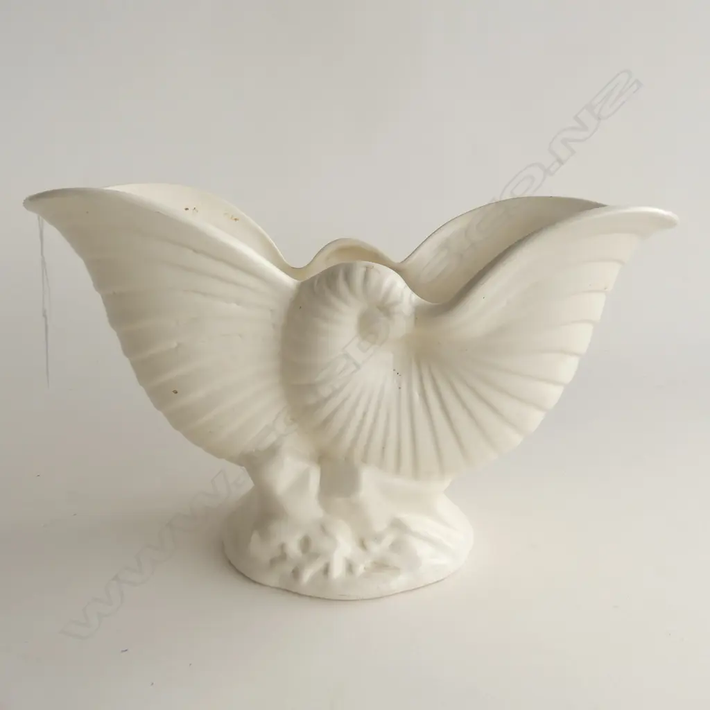 CROWN LYNN NAUTILUS VASE W.285mm Image 1++