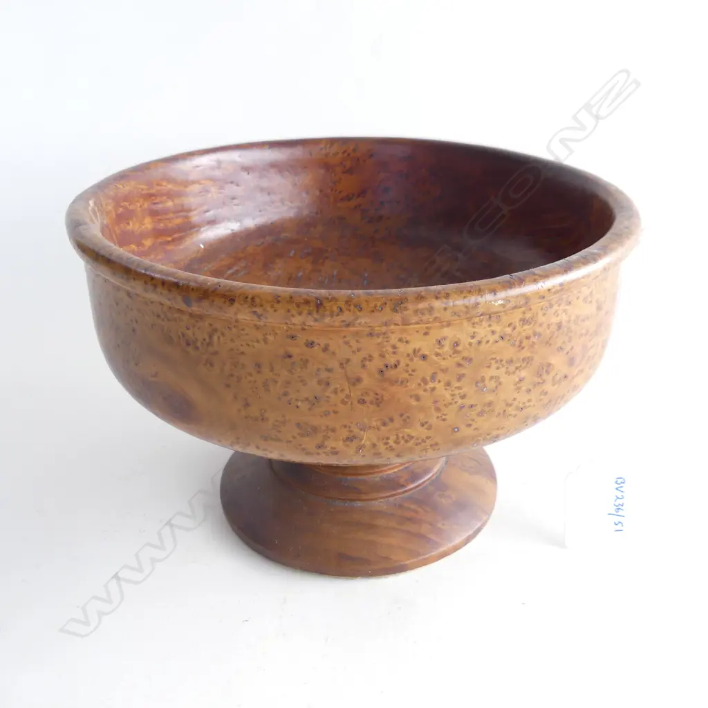 BUR TOTARA TURNED STEMMED BOWL 130MM HIEGHT Image 1++
