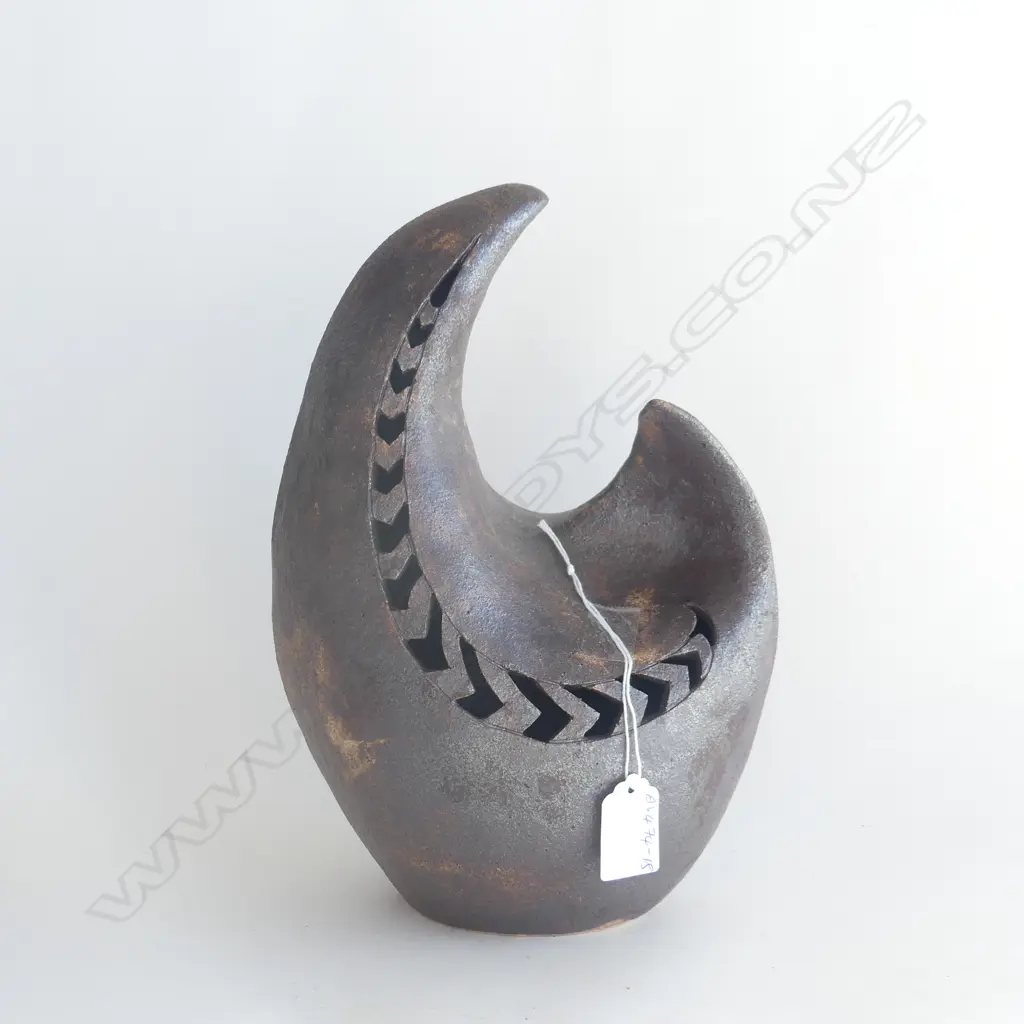 POTTERY KORO SCULPTURE umber glaze chevron pierced. Signed Gilato ? H.270mm. Image 1++