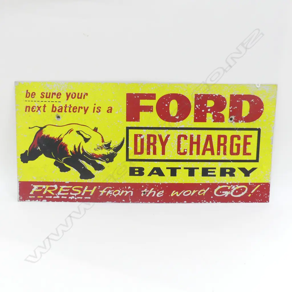2 VINTAGE METAL SIGNS; FORD DRY CHARGE BATTERY 290x600mm, STOP SIGN 380x380mm Image 1++