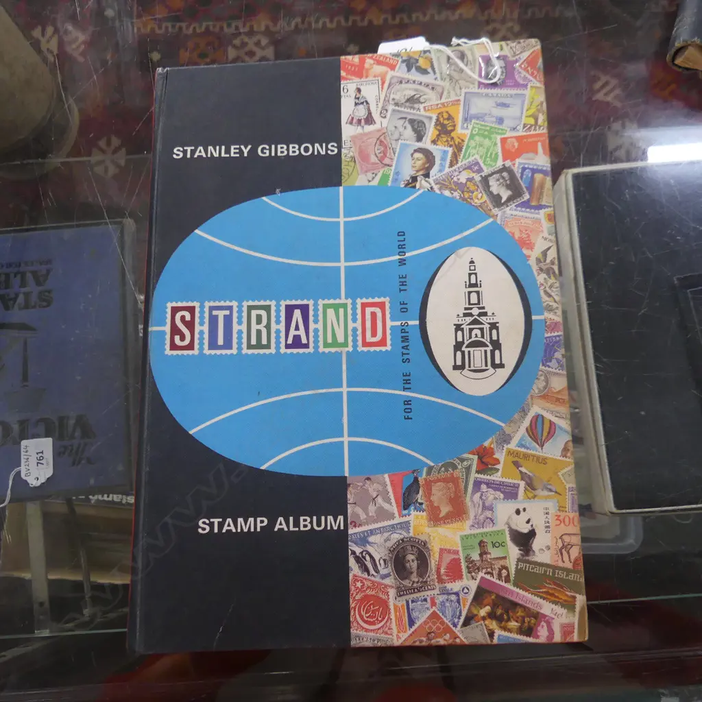 WORLD STAMP ALBUM INCLUDES 3 PAGES CHINESE STAMPS Image 1++
