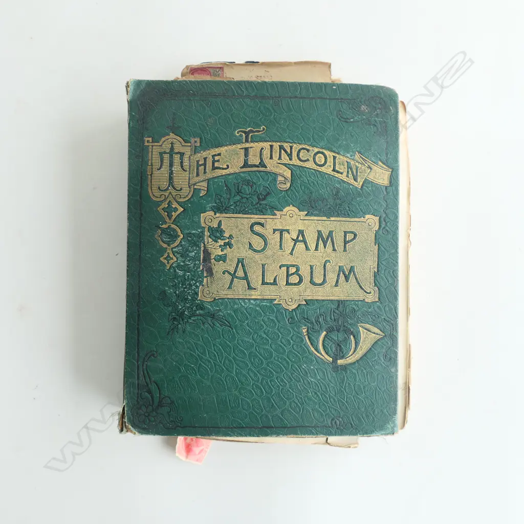 VINTAGE STAMP ALBUM WITH VICT SIDEFACE QUEENS FROM NZ AUSTRALIA MAURITIOUS ETC Image 1++