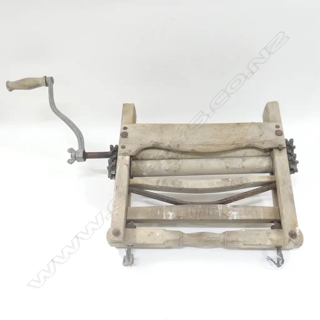 VINTAGE MANGLE Image 1++