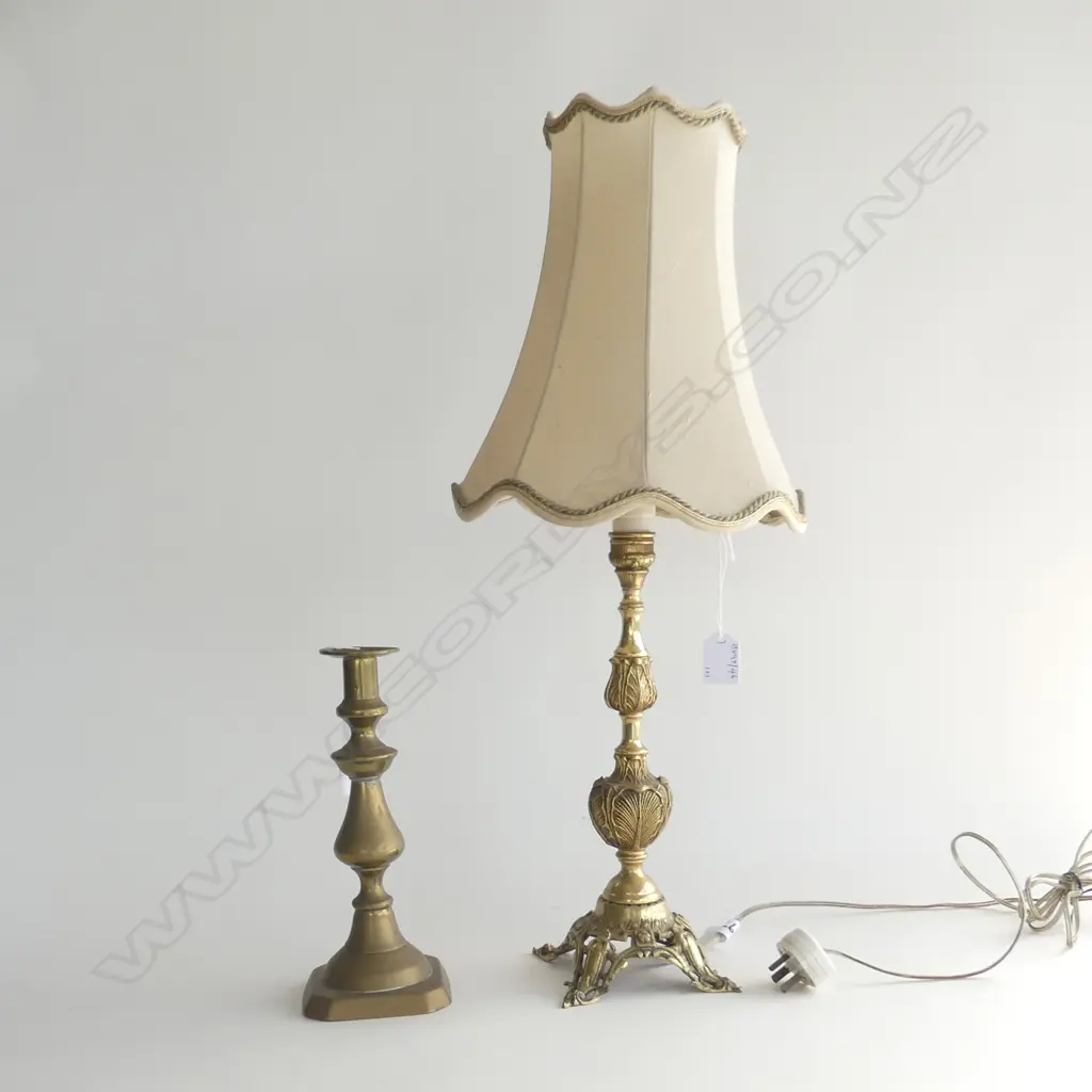 BRASS TABLE LAMP 660MM & BRASS CANDLESTICK Image 1++