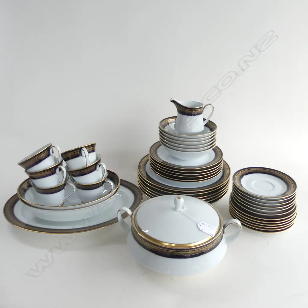 6 PLACE 41 PCE LEGACY BY NORITAKE 'VIENNA' DINNER SERVICE AS NEW... Image 1++