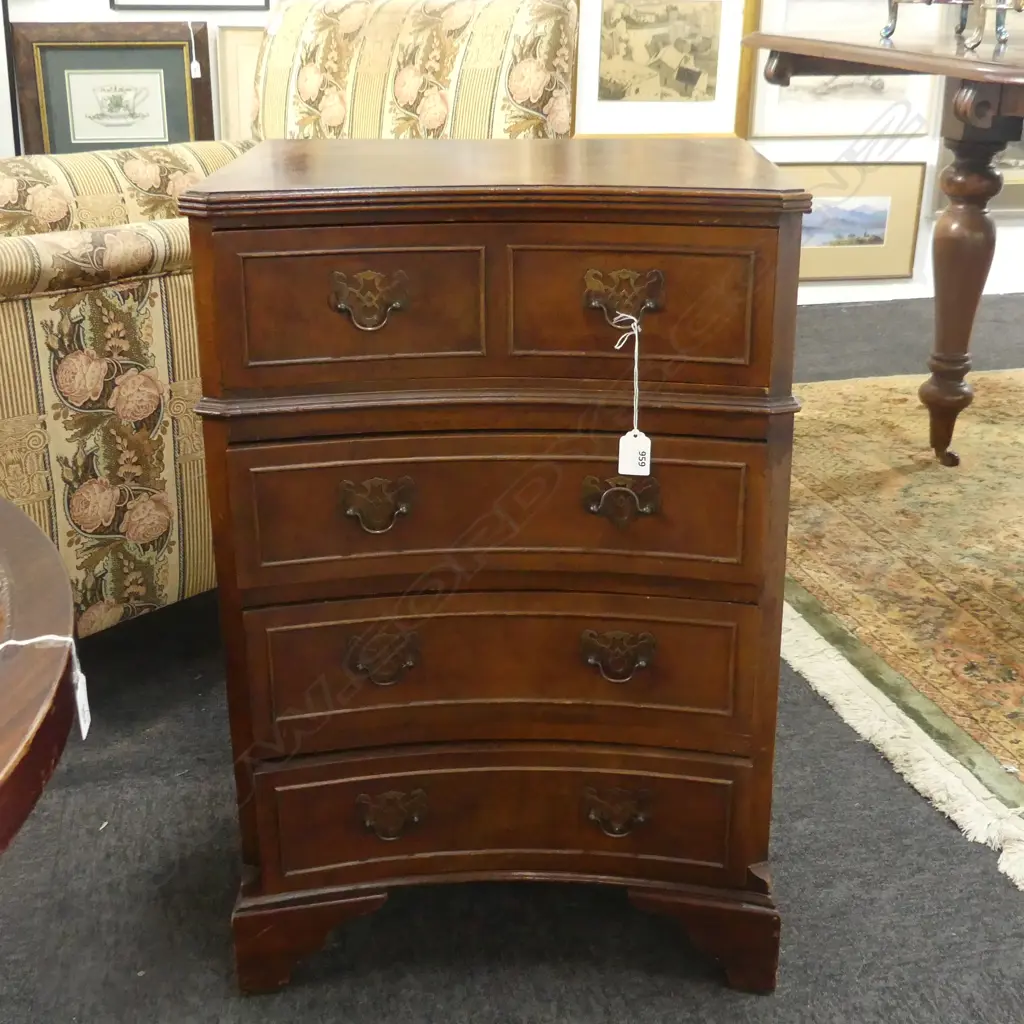 SMALL MAHOGANY BEDSIDE CHEST OF DRAWERS 470x340x700mm Image 1++