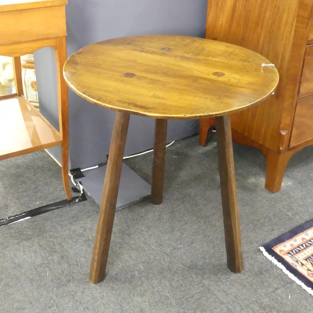 An elm country cricket table Image 1++