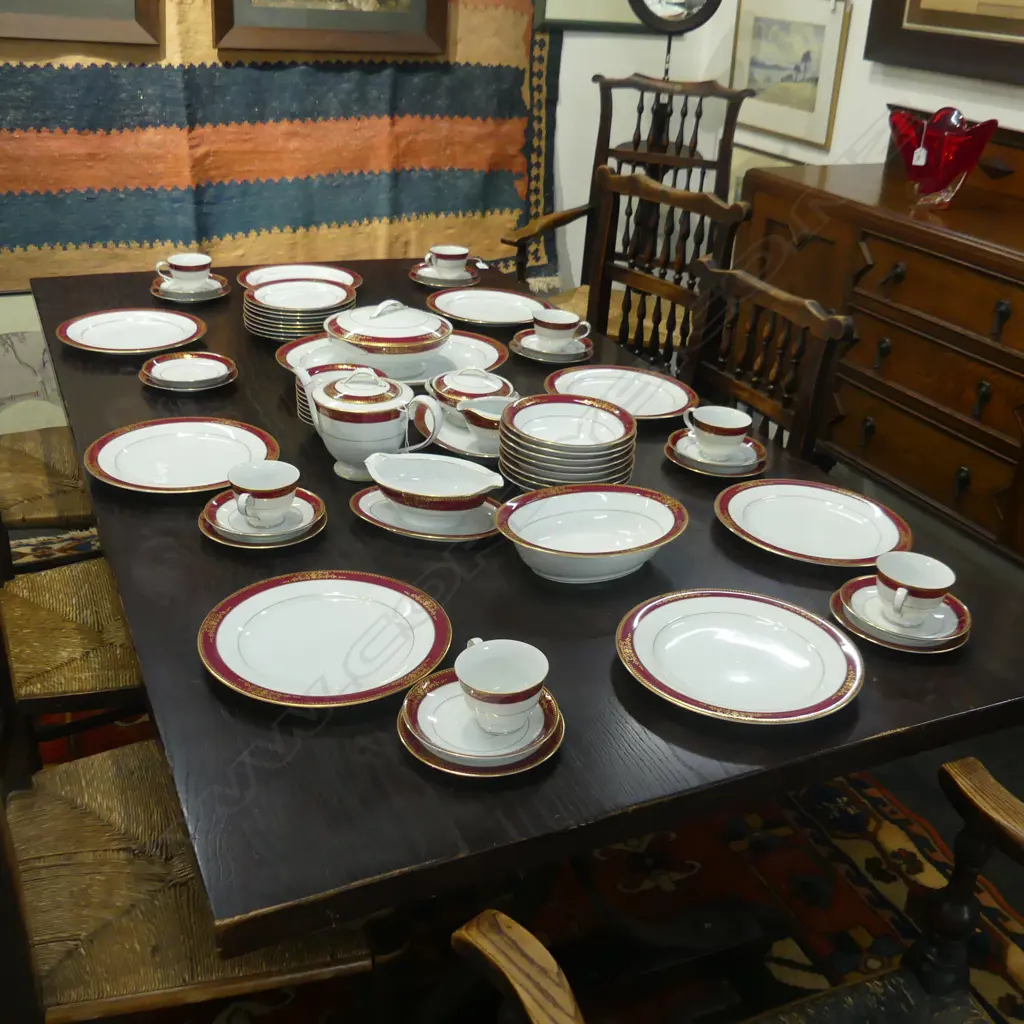 NORITAKE 'GOLDMERE' DINNER SERVICE... Image 1++