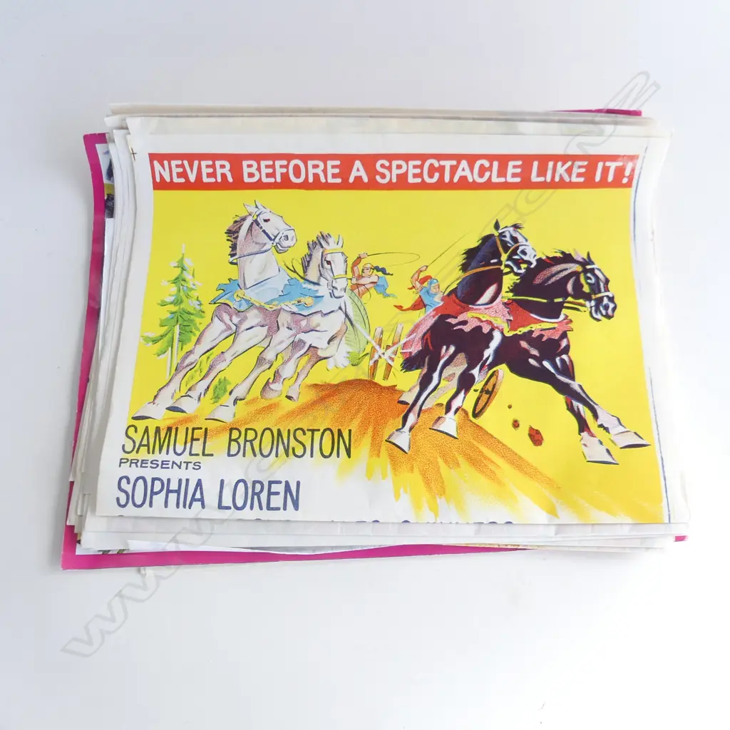 10 VINTAGE MOVIE POSTERS & 3 SCREEN CHATS Image 1++