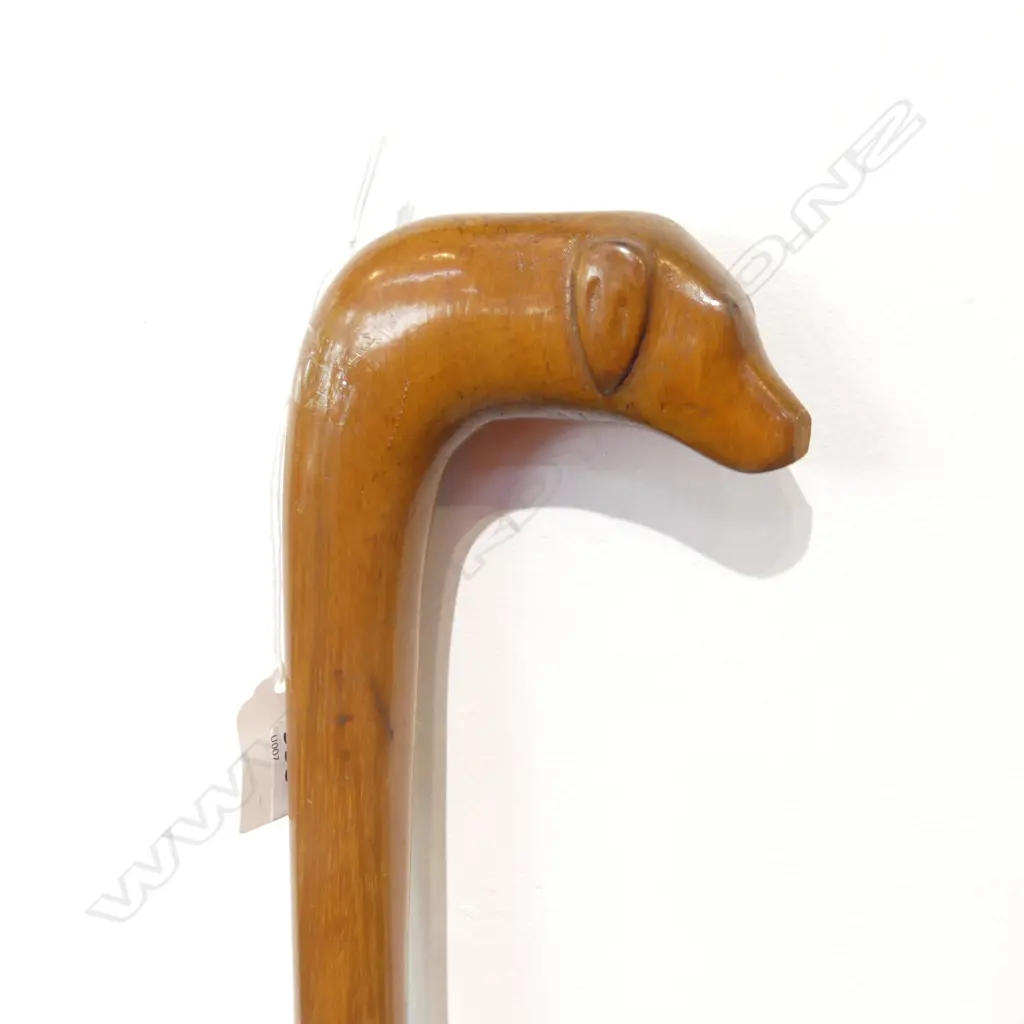 CARVED WOODEN WALKING STICK w. DOG HEAD L.850mm (AK21138) Image 1++