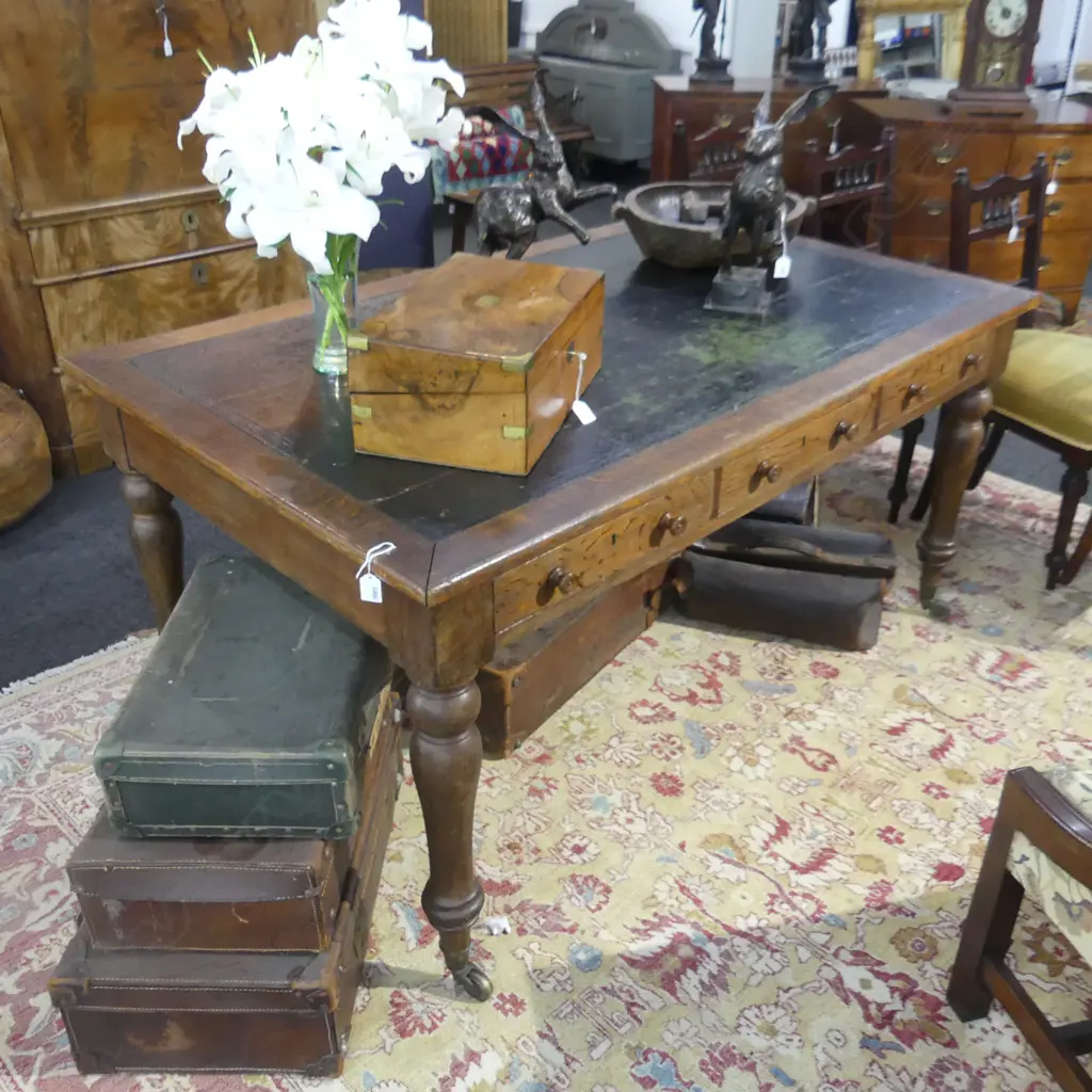 ANTIQUE OAK LEATHER TOPPED LIBRARY TABLE - HOLLAND & SONS c.1840 TURNED LEGS ON CASTORS 1520x910x750mm  Image 1++