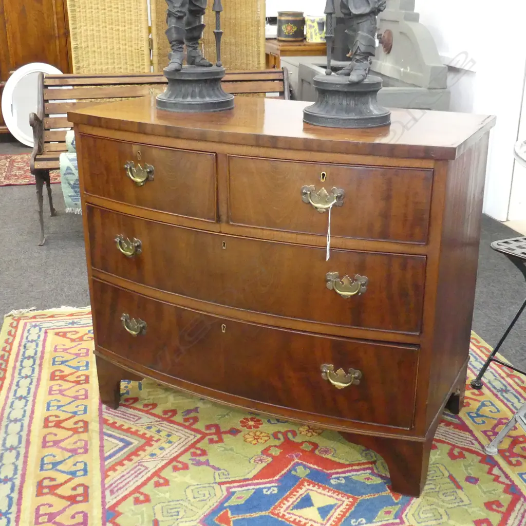 MID 19thC BOW FRONT 4 DRAWER BATCHELORS CHEST 900x500x780mm Image 1++