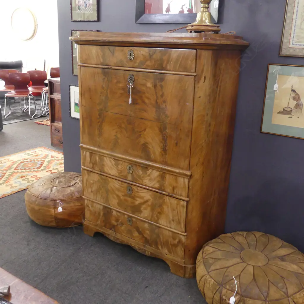BEIDEMIER SECRETAIRE (requires attention) Image 1++