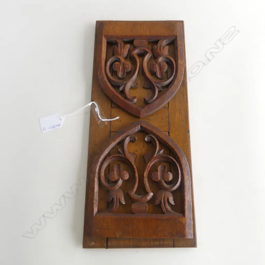 VINTAGE CARVED WOODEN FOLDING BOOK STAND L. 355MM Image 1++