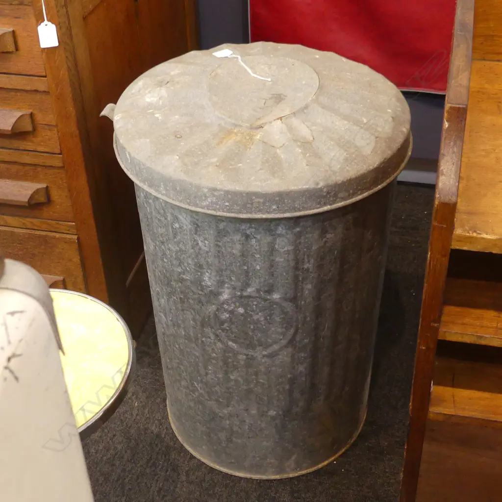 VINTAGE 'PARKER' GALVANIZED TIN LIDDED RUBBISH BIN / TRASH CAN H.600mm Image 1++