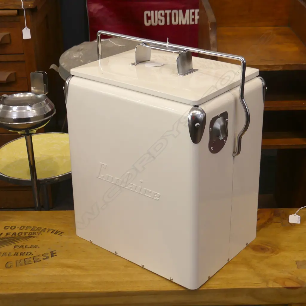 RETRO VINTAGE STYLE 'COOLAICE' 7L CHILLY BIN H.420mm Image 1++