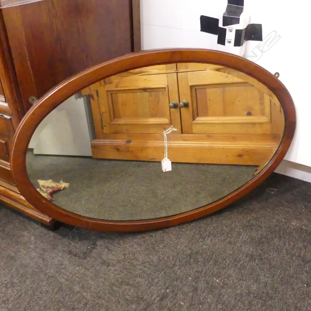 LGE WOODEN FRAMED OVAL MIRROR 535x830mm Image 1++