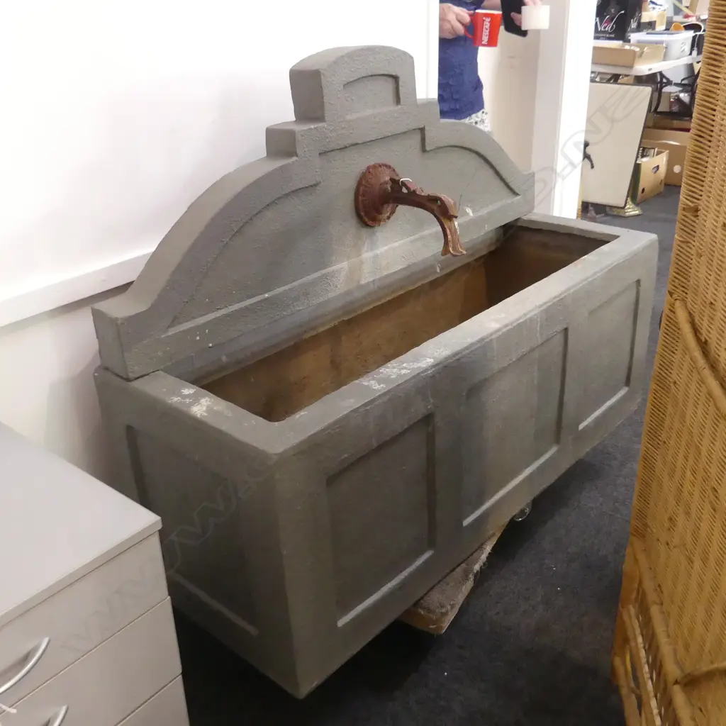 GREY PAINTED FIBREGLASS FOUNTAIN (AF CRACK TOP PIECE) 1200x450x910mm Image 1++