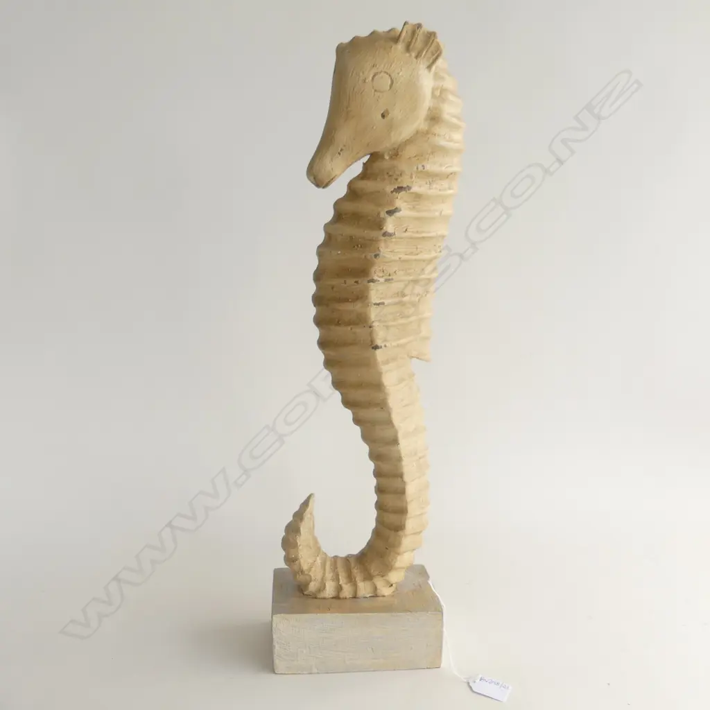 CARVED WOODEN CREAM PAINTED SEAHORSE H.565mm Image 1++