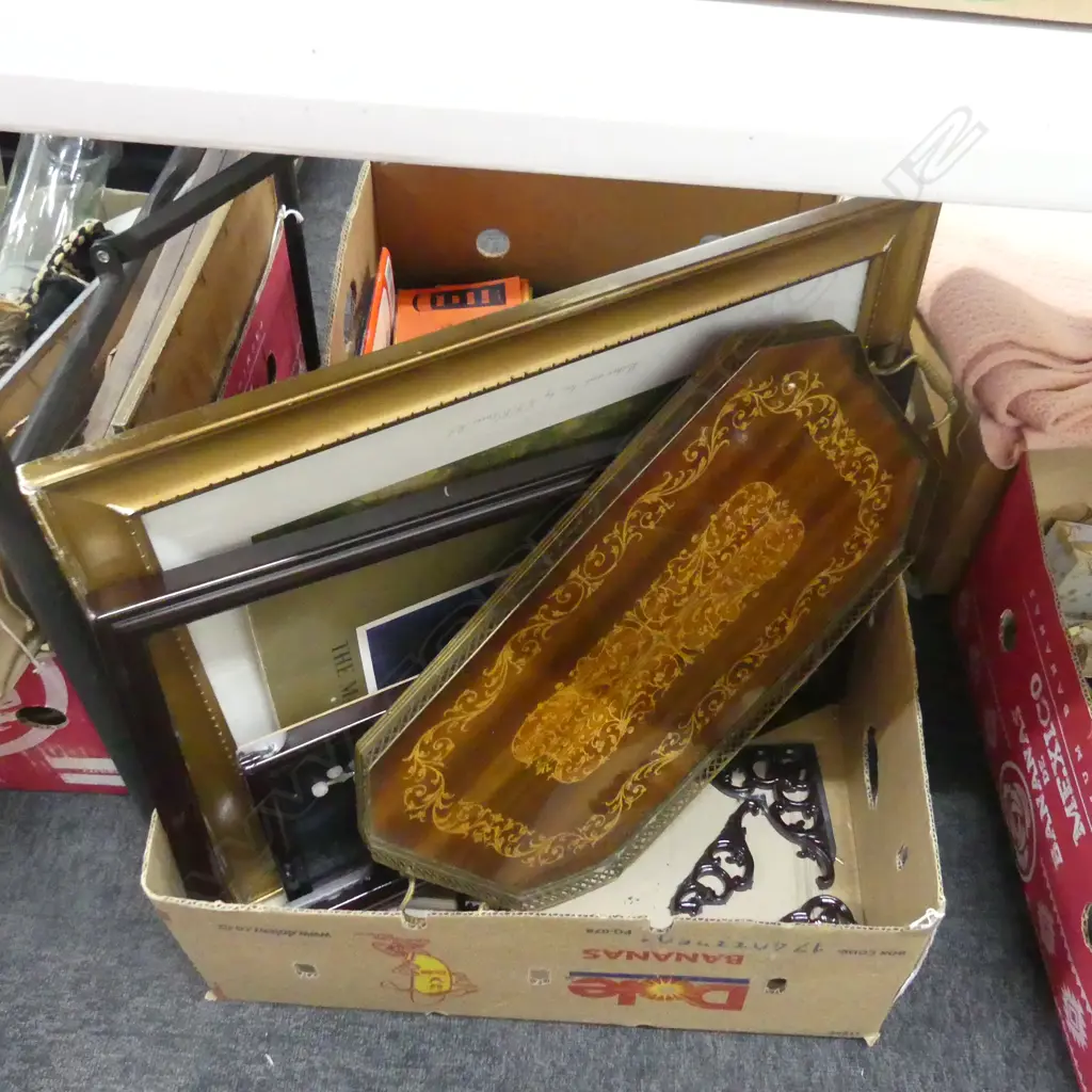 BOX LOT ASST. ARTWORKS & TRAY Image 1++