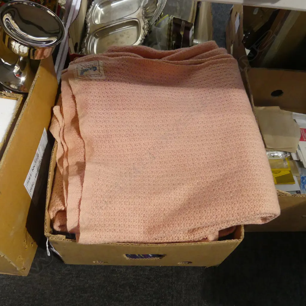 BOX LOT ASST. WOOLLEN BLANKETS Image 1++