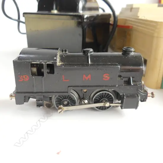 TRIX TWIN ELECTRIC TRAIN SET  TWO ENGINES TRACK ETC AK1 