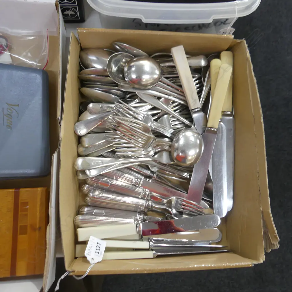 ASST. SILVER PLATE CUTLERY INCL. 10 IVORINE 'BONE' HANDLED KNIVES Image 1++
